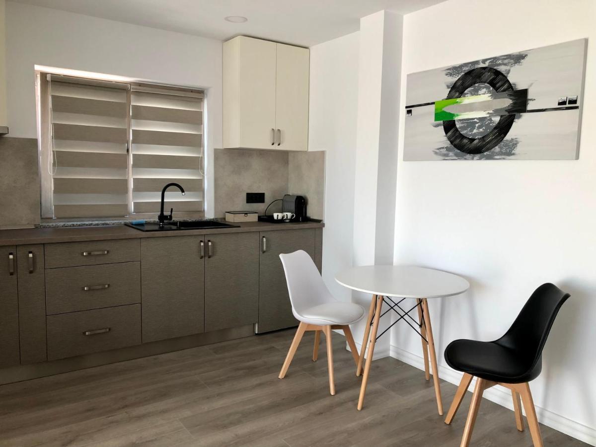 Modern And New Apartments In North Of Timisoara - Pnm Residence Dumbravita  Εξωτερικό φωτογραφία